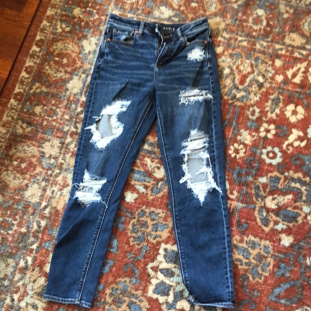American eagle distressed jeans